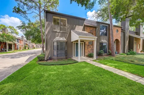 701 Bering Drive #201