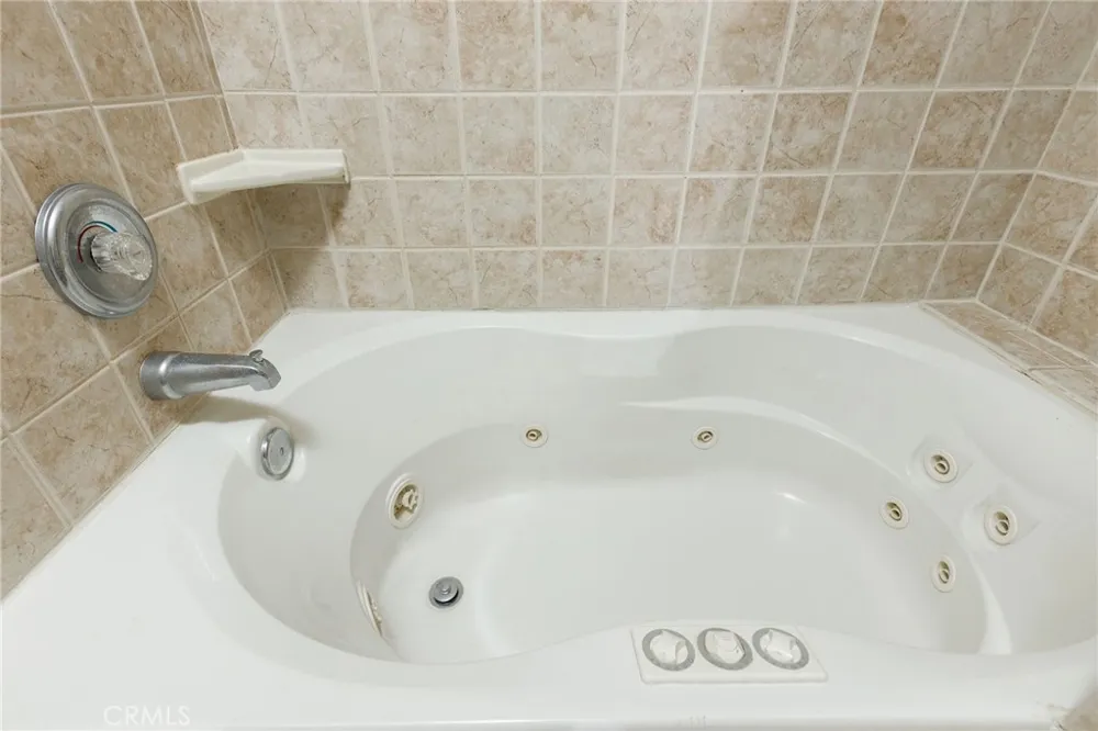 180 Grass Valley Road #33 Lake Arrowhead, CA 92352