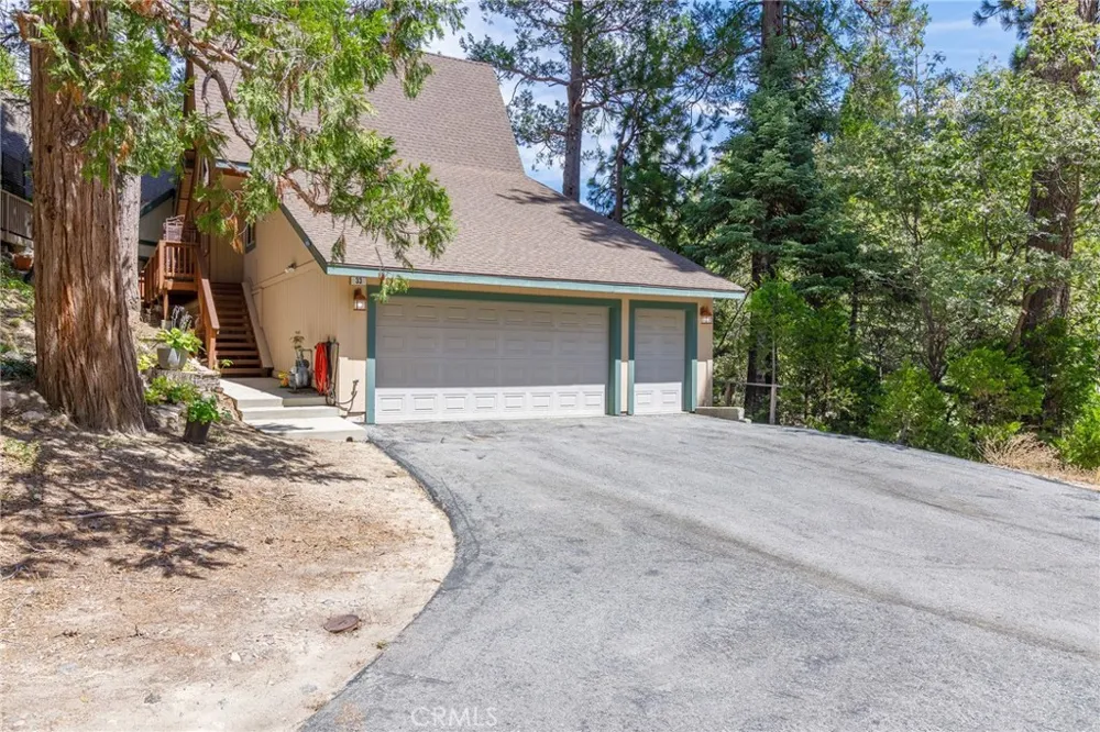 180 Grass Valley Road #33 Lake Arrowhead, CA 92352