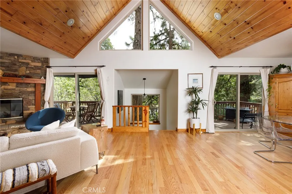 180 Grass Valley Road #33 Lake Arrowhead, CA 92352