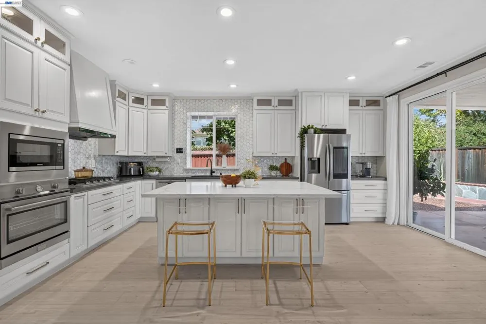 2758 Sea Horse Ct Hayward, CA 94545