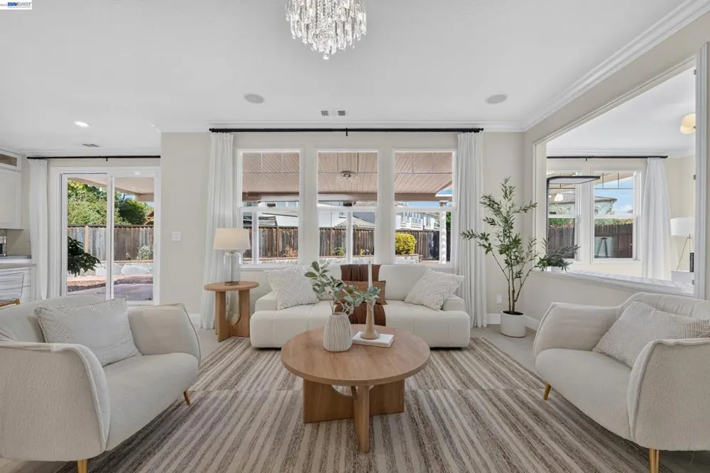 2758 Sea Horse Ct Hayward, CA 94545