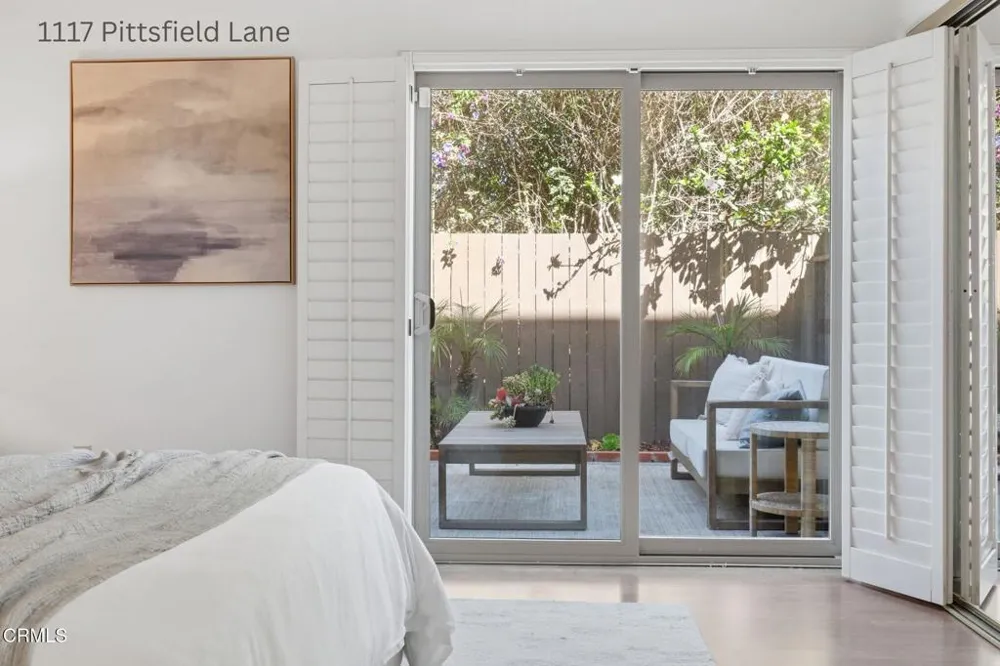 1115 Pittsfield Lane Ventura, CA 93001