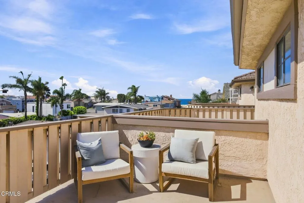 1115 Pittsfield Lane Ventura, CA 93001
