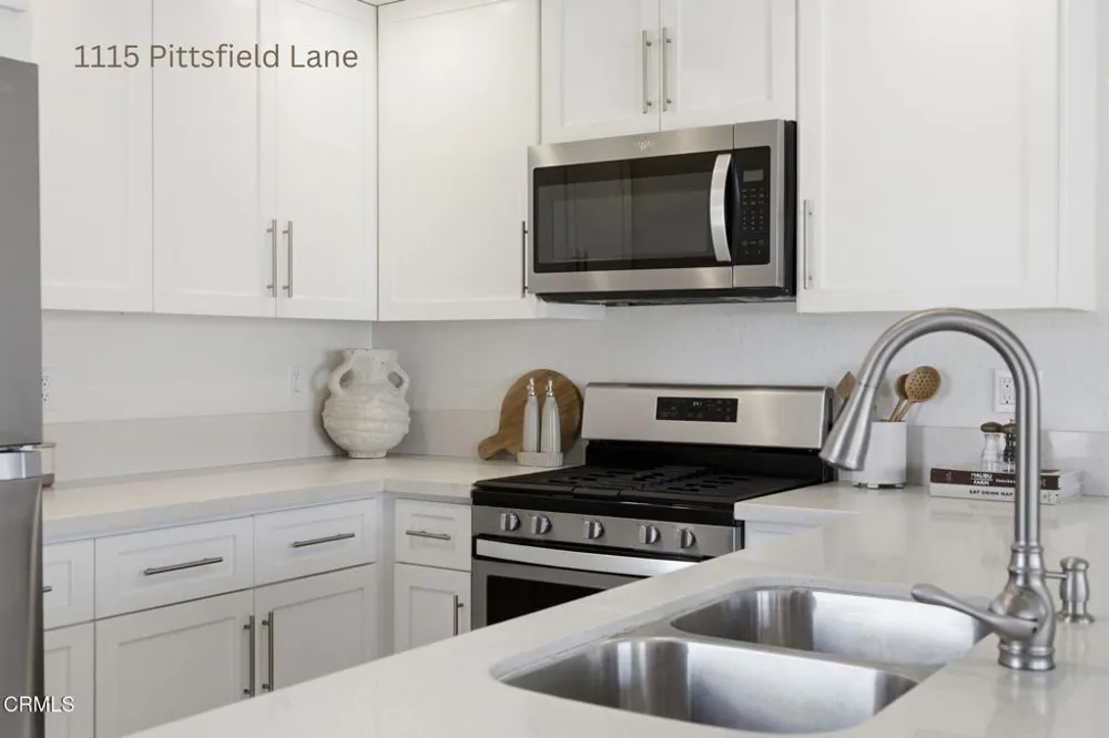 1115 Pittsfield Lane Ventura, CA 93001
