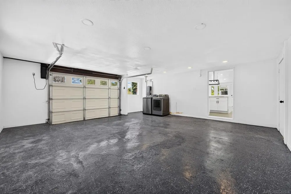 669 Skyview St El Cajon, CA 92020