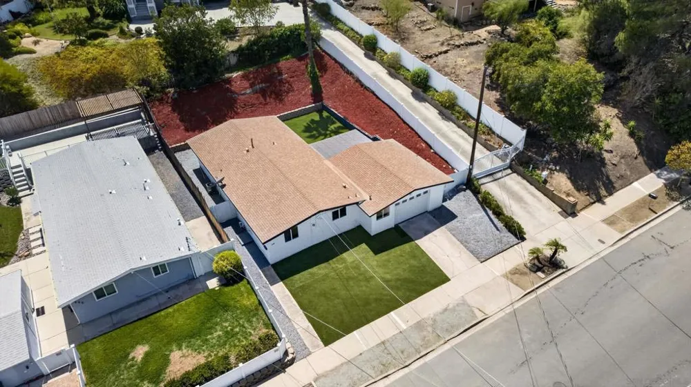 669 Skyview St El Cajon, CA 92020