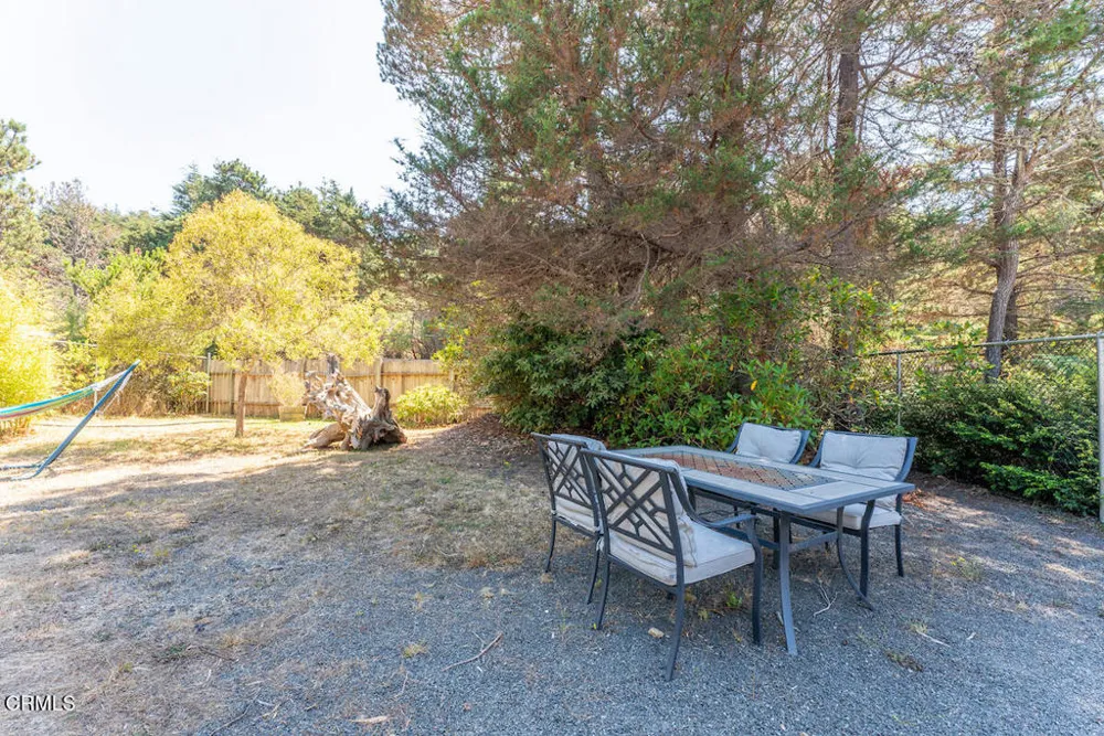 31290 Thomas Lane Fort Bragg, CA 95437