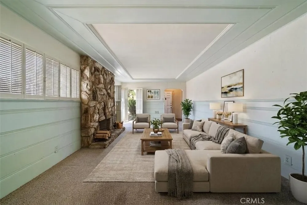 4115 W 61st Los Angeles, CA 90043