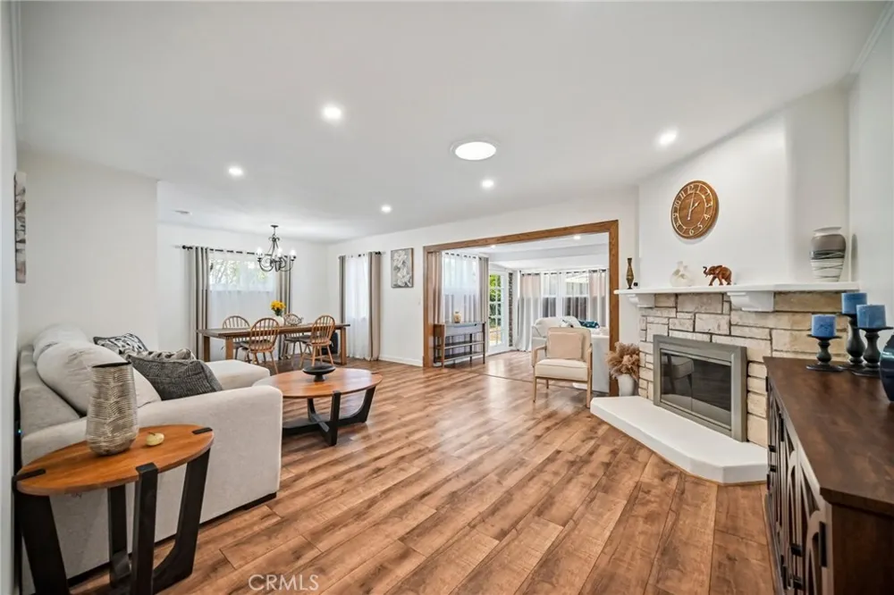 18765 Labrador Street Northridge, CA 91324