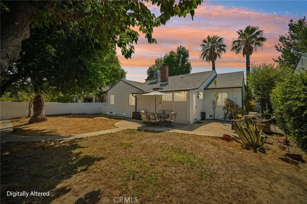 18765 Labrador Street Northridge, CA 91324