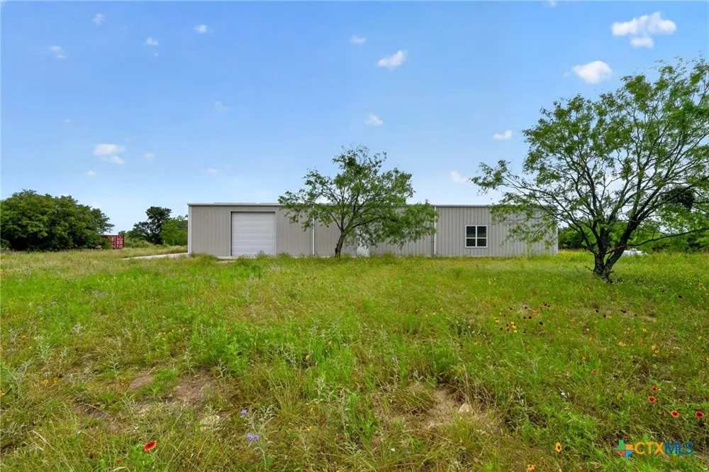 3650 Fm 932 Jonesboro, TX 76538