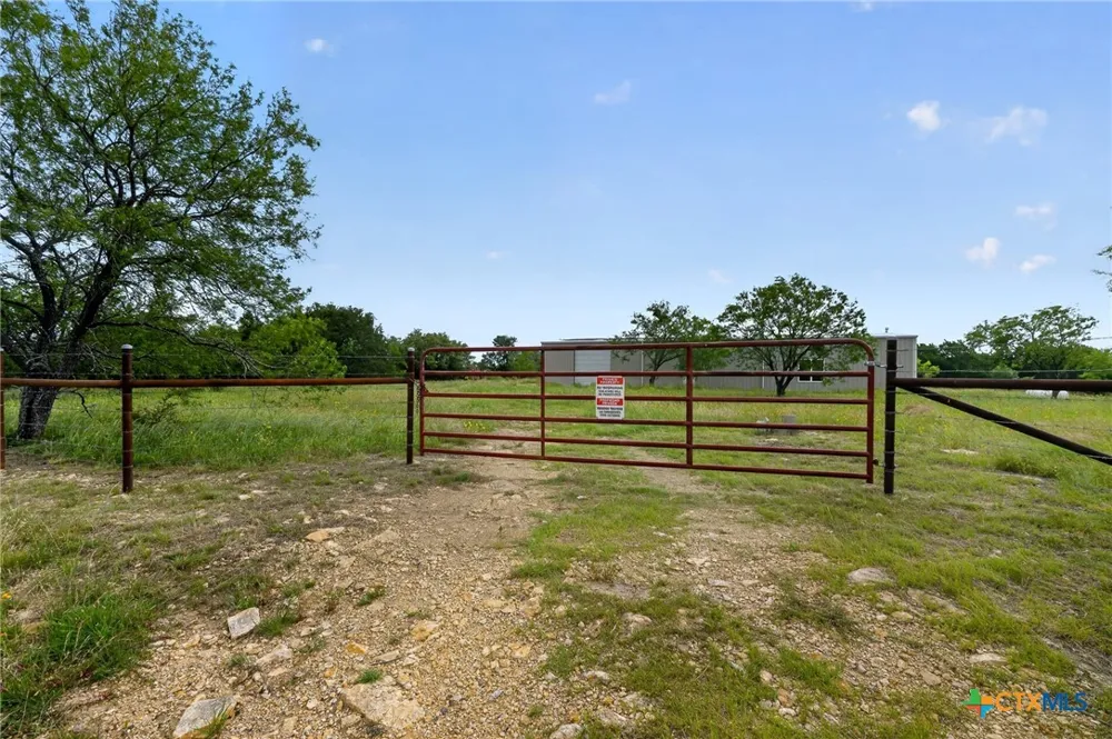 3650 Fm 932 Jonesboro, TX 76538