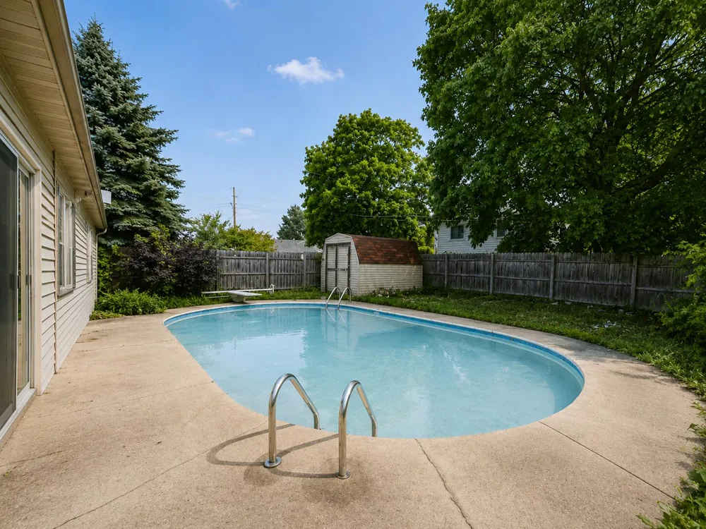 736 Michigan Street Fremont, MI 49412