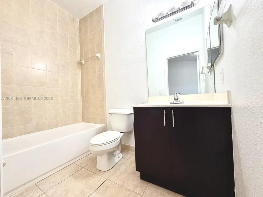3431 W 80th St #207 Hialeah, FL 33018
