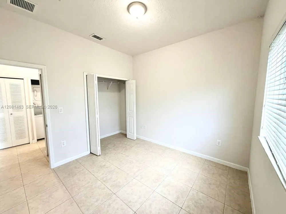 3431 W 80th St #207 Hialeah, FL 33018