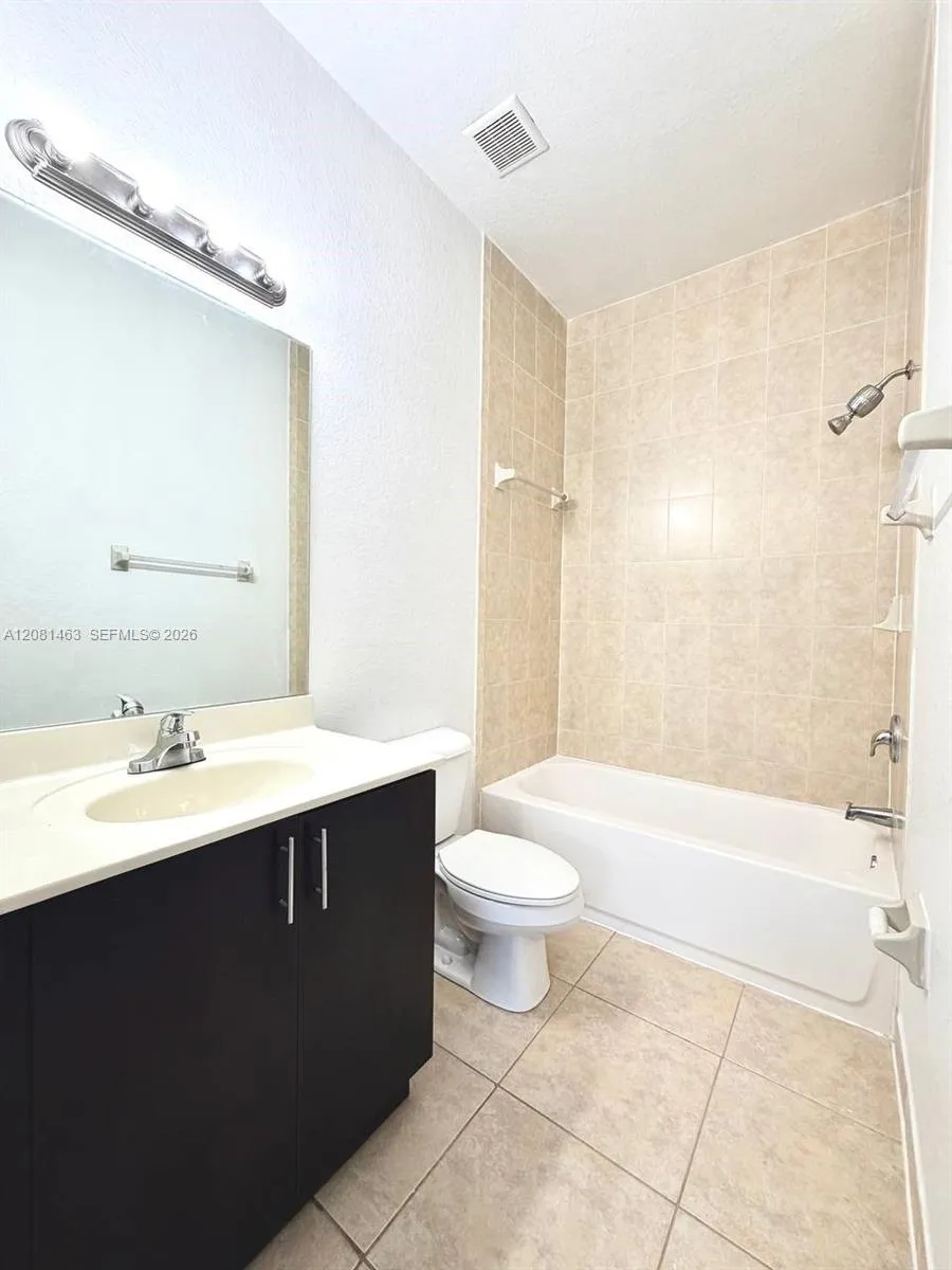 3431 W 80th St #207 Hialeah, FL 33018