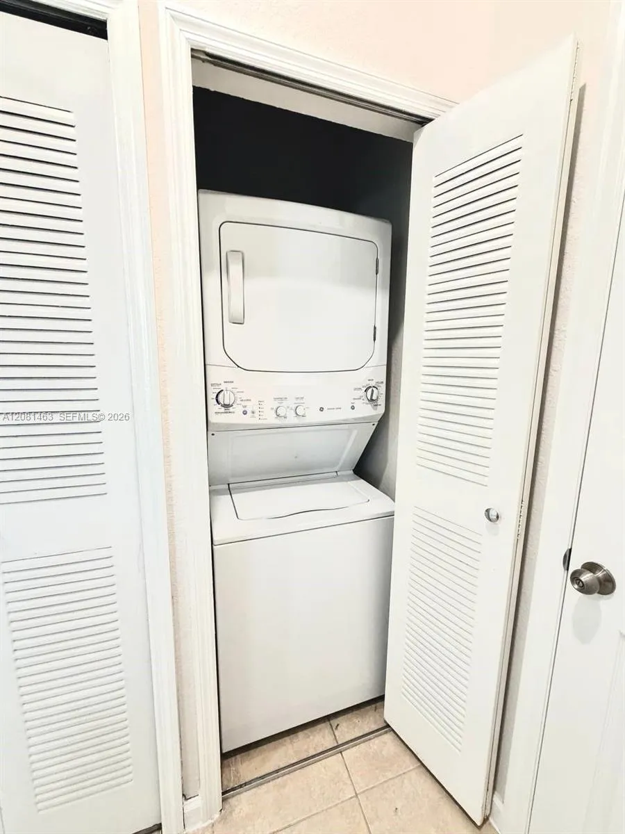3431 W 80th St #207 Hialeah, FL 33018