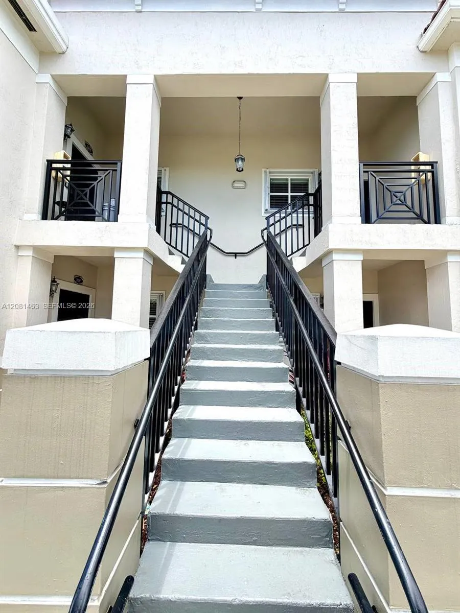 3431 W 80th St #207 Hialeah, FL 33018