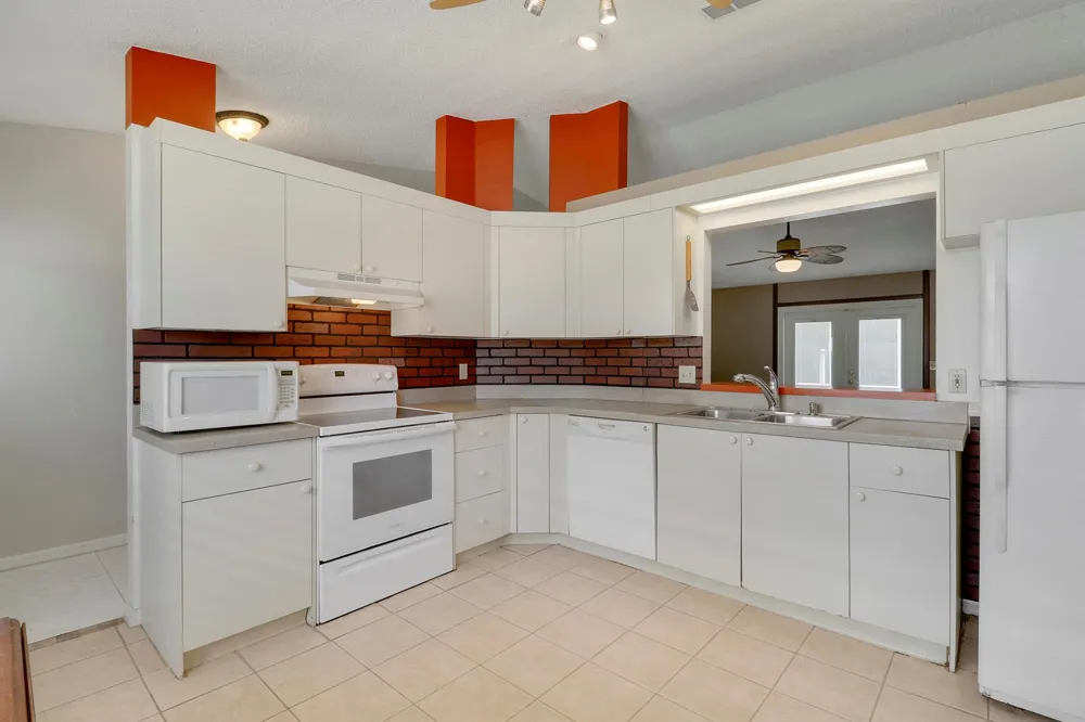 1137 SW CURTIS STREET Port St. Lucie, FL 34983