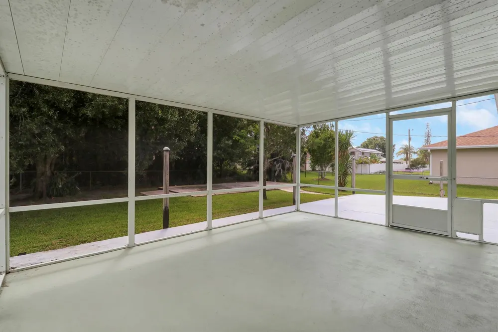 1137 SW CURTIS STREET Port St. Lucie, FL 34983
