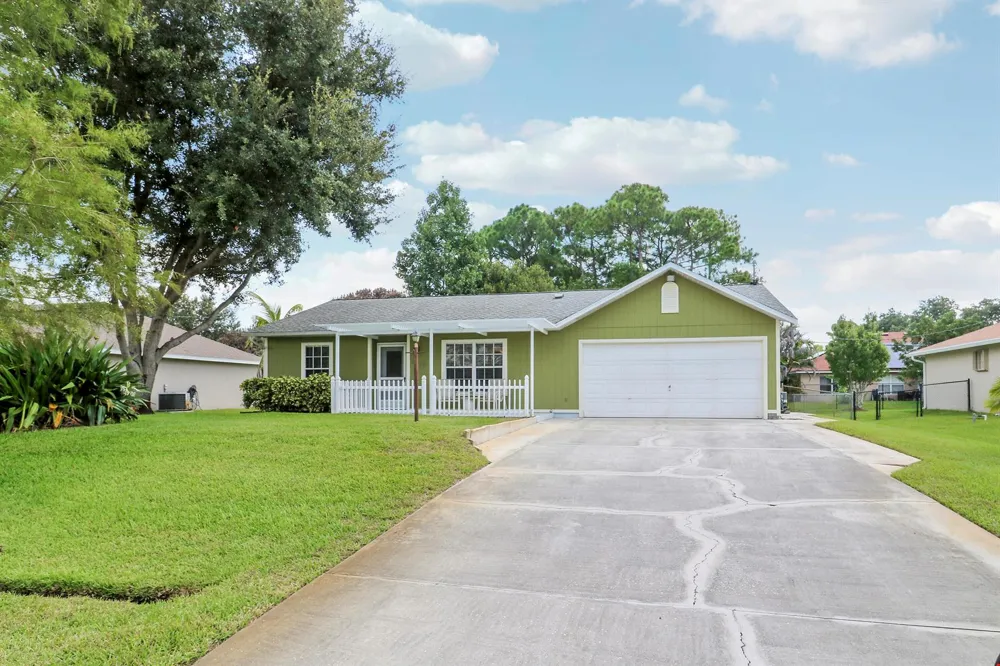 1137 SW CURTIS STREET Port St. Lucie, FL 34983