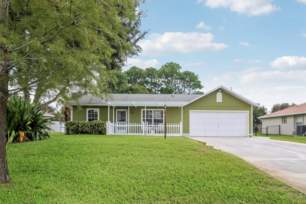 1137 SW CURTIS STREET Port St. Lucie, FL 34983