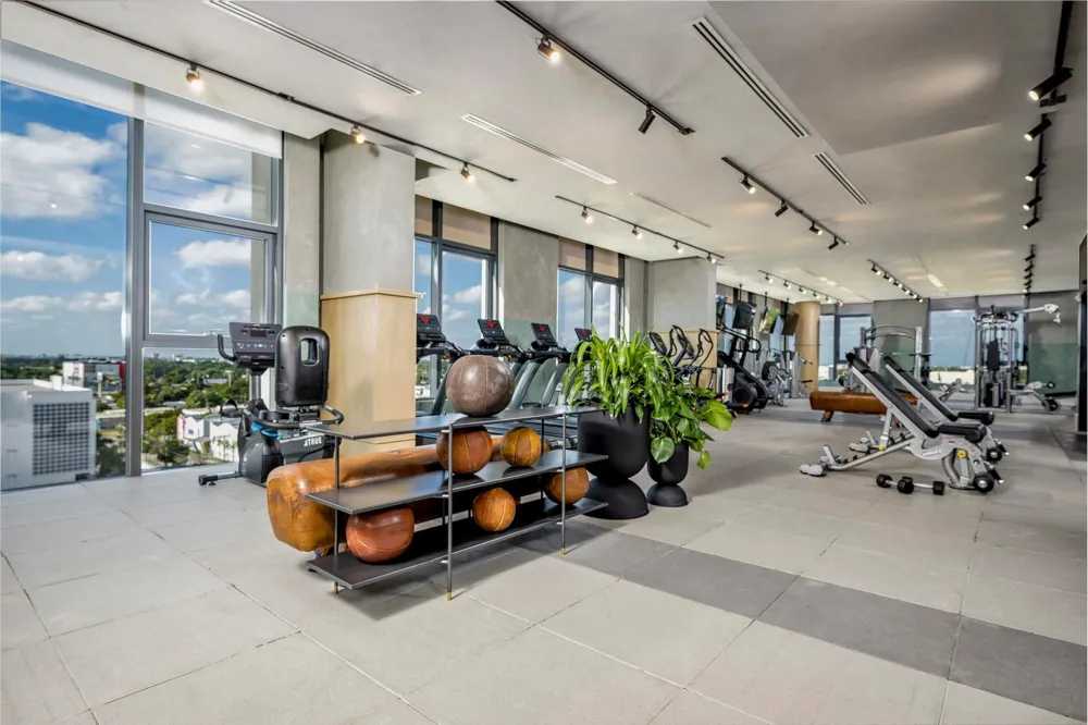 286 NW 29th Street #810 Miami, FL 33127