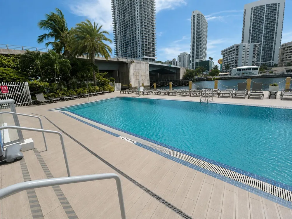 2602 E HALLANDALE BEACH BOULEVARD #R403 Hallandale Beach, FL 33009