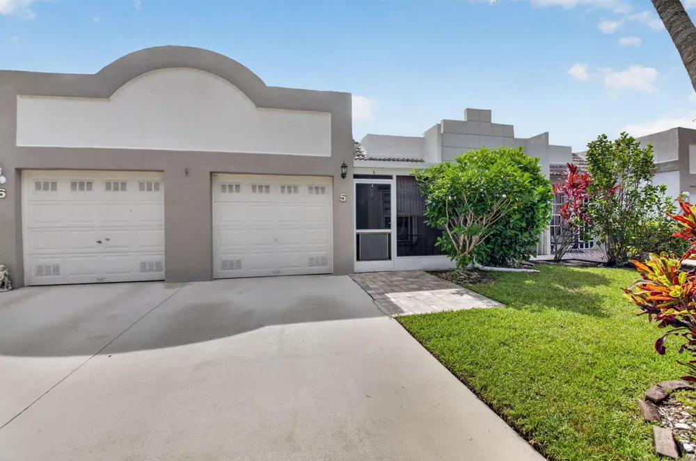 18940 Stewart Circle #5 Boca Raton, FL 33496