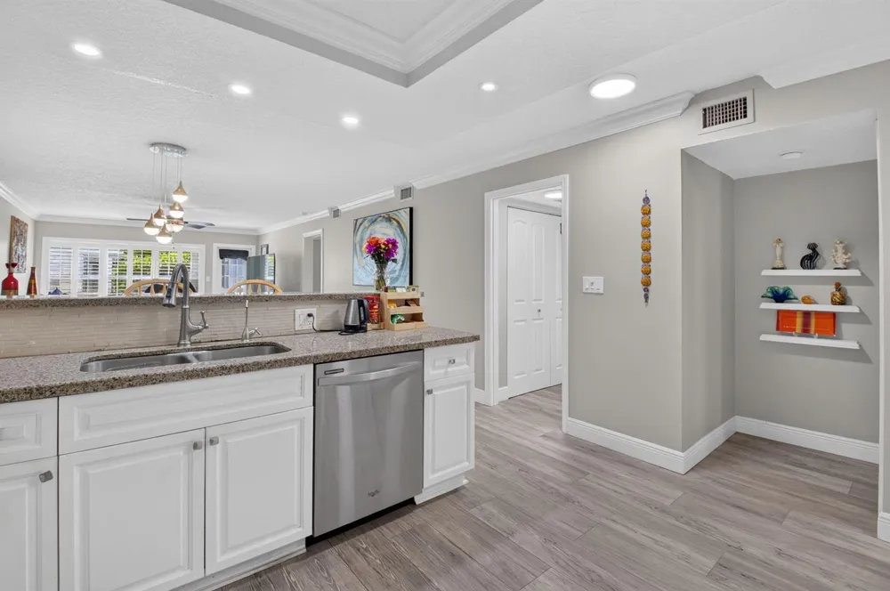 18940 Stewart Circle #5 Boca Raton, FL 33496