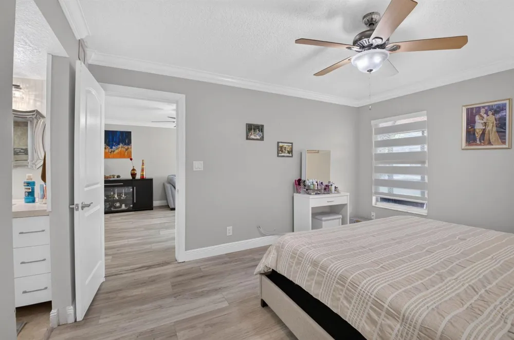 18940 Stewart Circle #5 Boca Raton, FL 33496