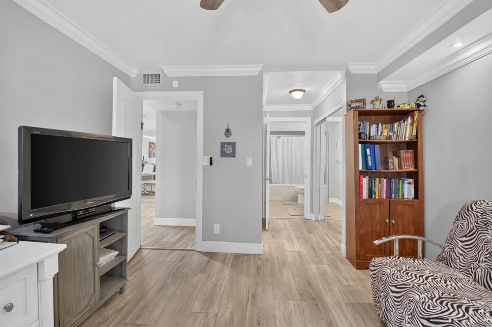 18940 Stewart Circle #5 Boca Raton, FL 33496