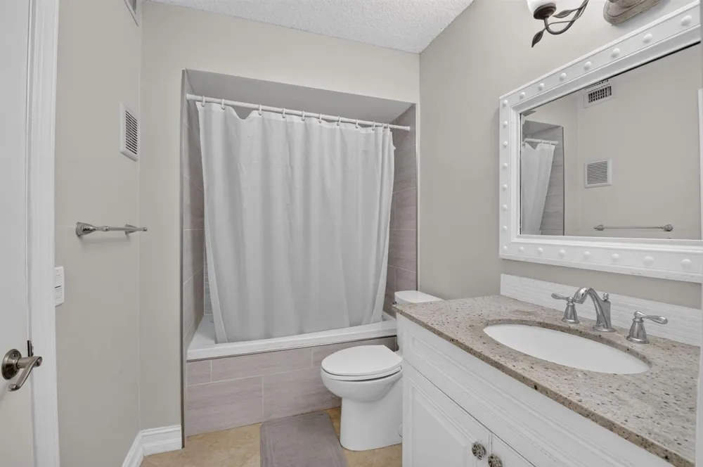 18940 Stewart Circle #5 Boca Raton, FL 33496