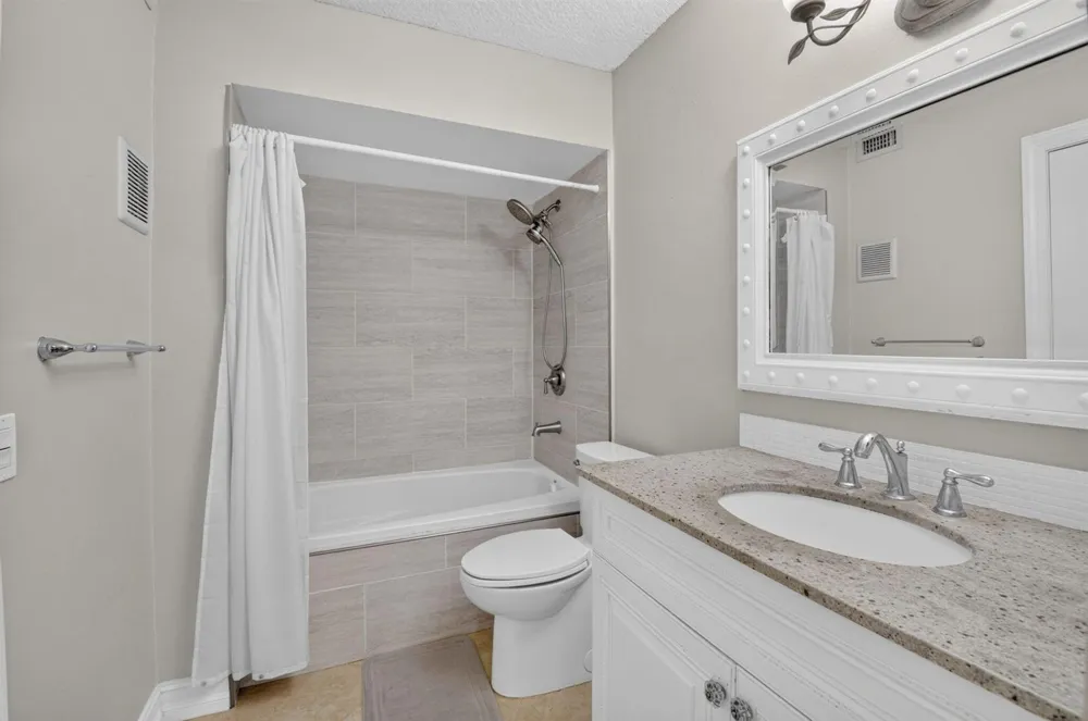 18940 Stewart Circle #5 Boca Raton, FL 33496