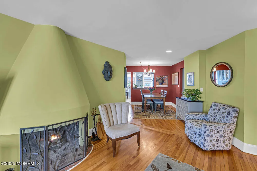 400 Deal Lake Drive #8F Asbury Park, NJ 07712