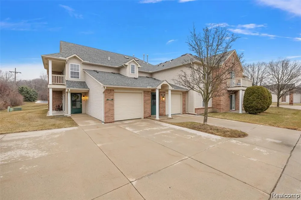 45765 Cagney Drive Macomb Township, MI 48044