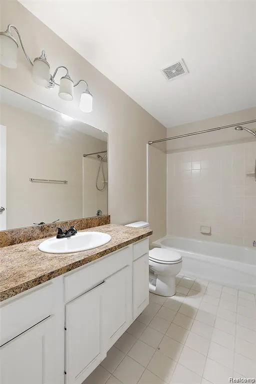 45765 Cagney Drive Macomb Township, MI 48044