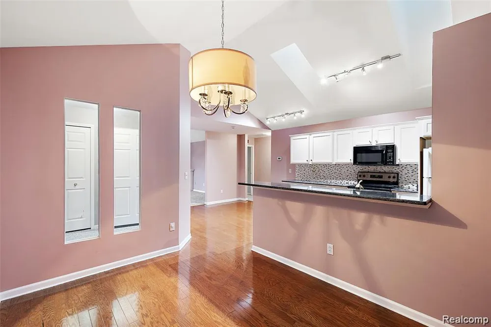 45765 Cagney Drive Macomb Township, MI 48044