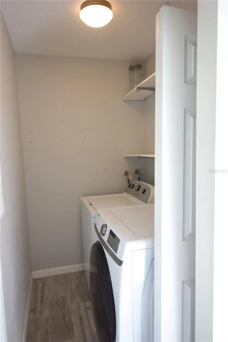 5822 16TH LANE S #4 St Petersburg, FL 33712