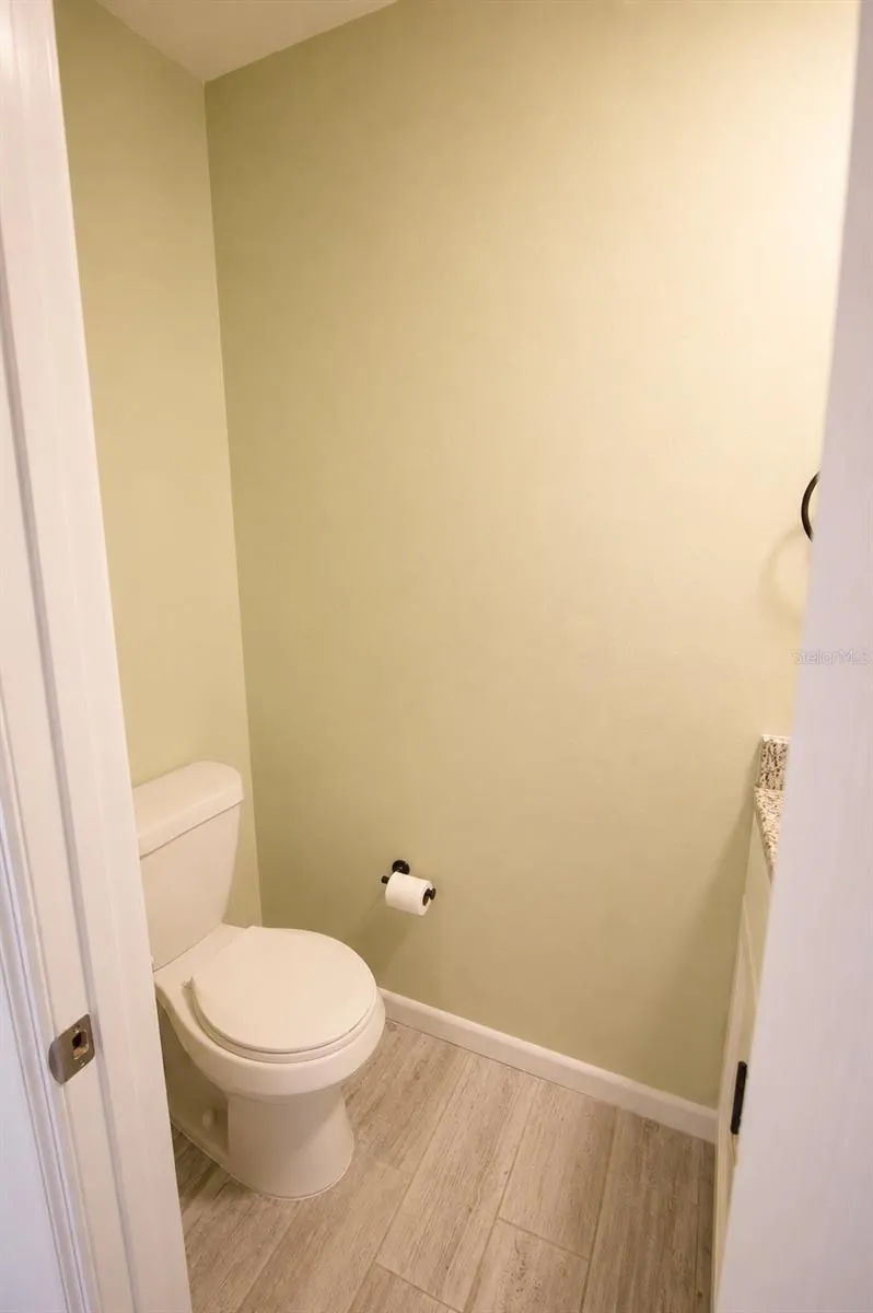 5822 16TH LANE S #4 St Petersburg, FL 33712