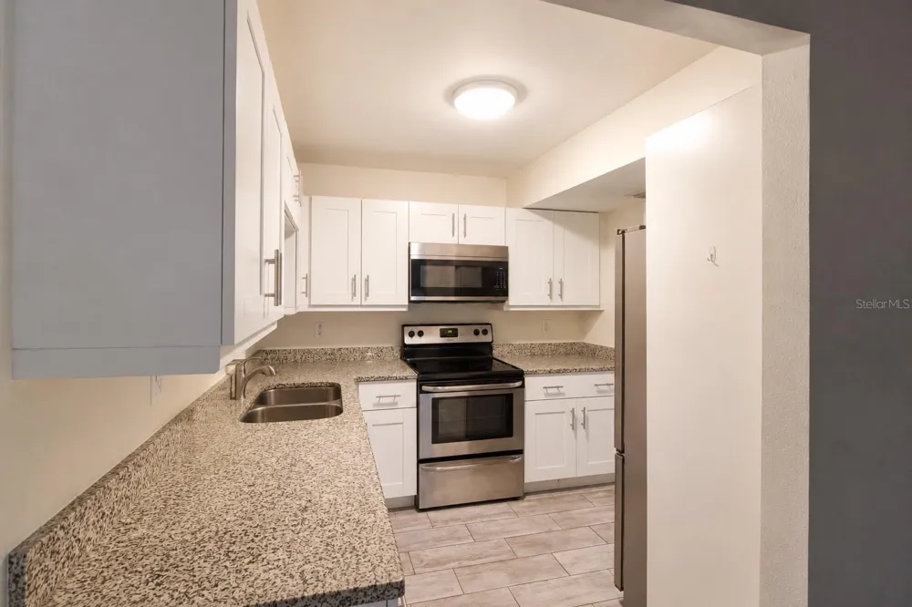 5822 16TH LANE S #4 St Petersburg, FL 33712