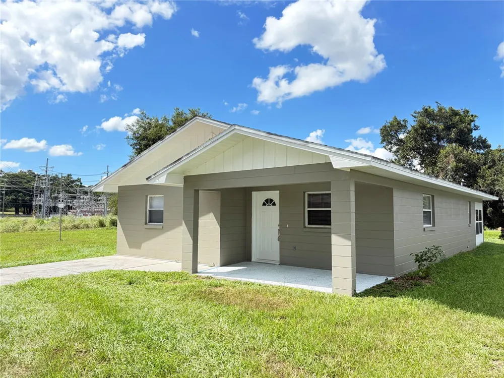 1117 BLOSSOM CIRCLE Lakeland, FL 33805