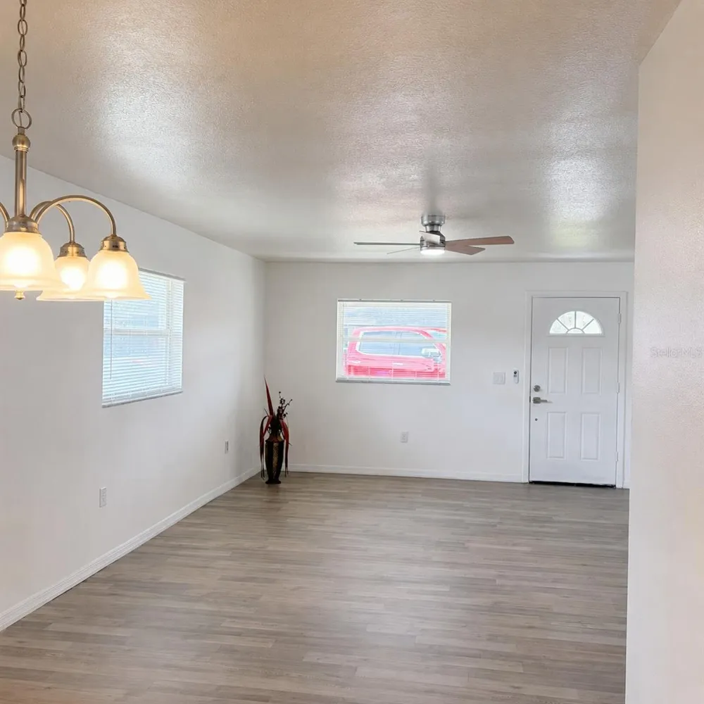 1117 BLOSSOM CIRCLE Lakeland, FL 33805
