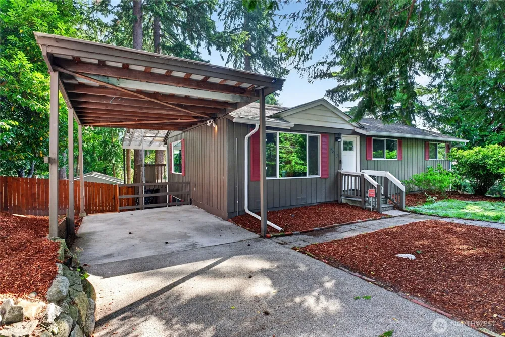 4613 S 318th Street Auburn, WA 98001