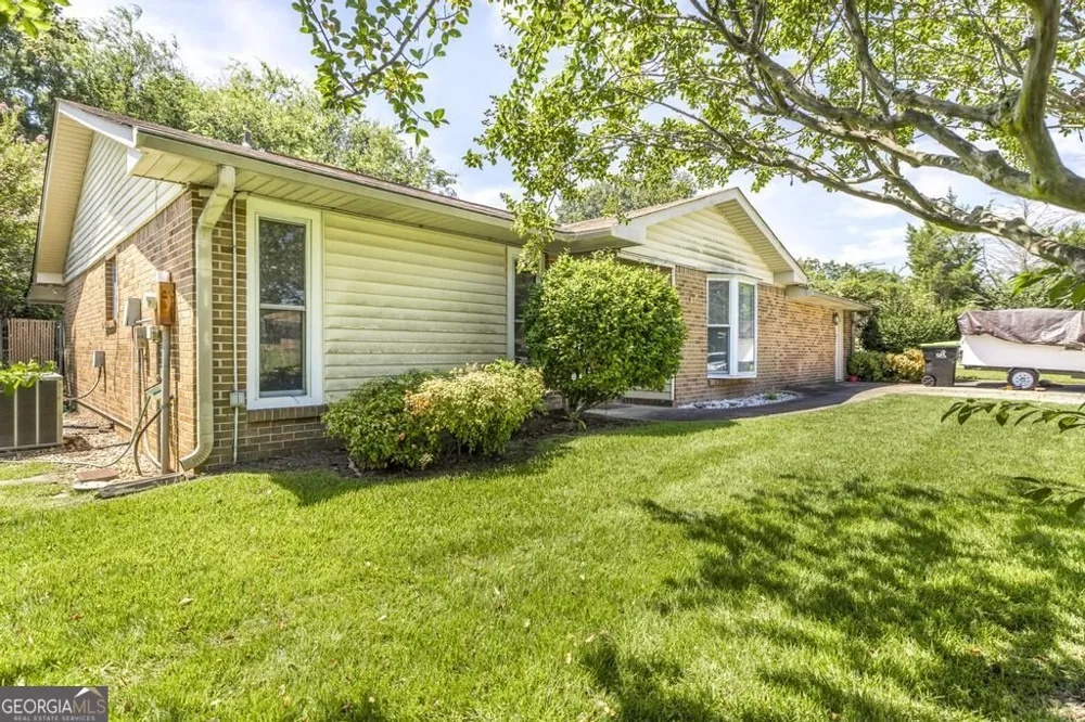 104 Fieldstone RD Warner Robins, GA 31093