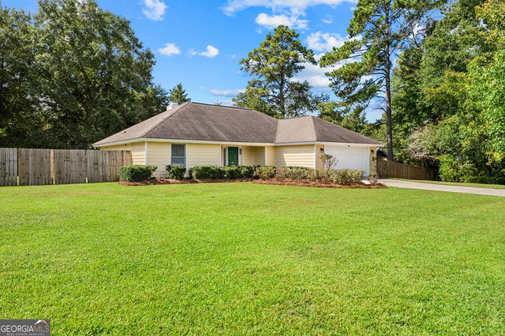 219 Williams Dr Bonaire, GA 31005