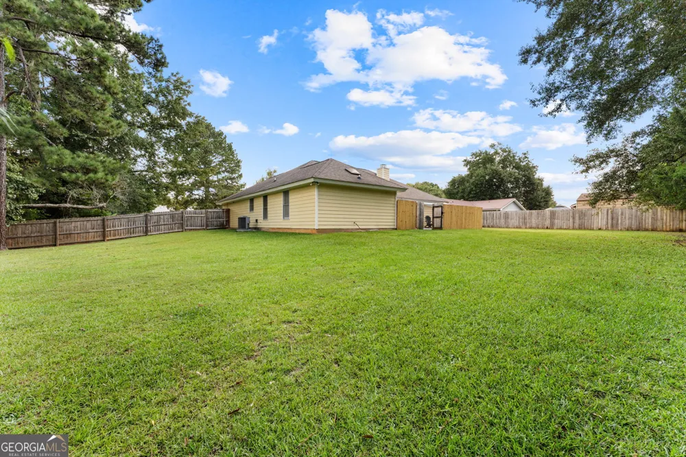 219 Williams Dr Bonaire, GA 31005
