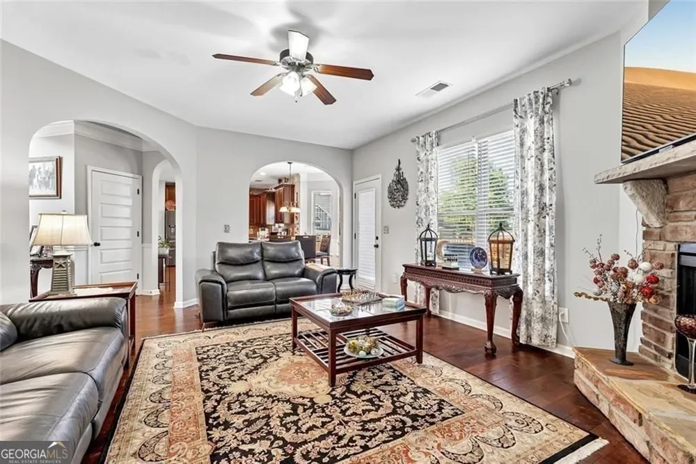 1650 Horseshoe Creek LN Cumming, GA 30041