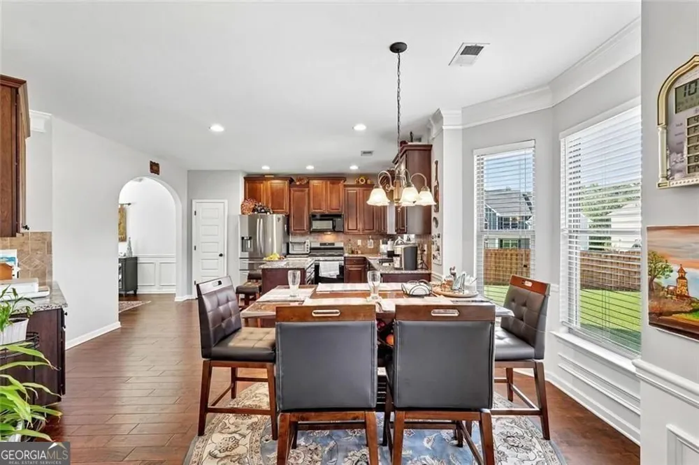 1650 Horseshoe Creek LN Cumming, GA 30041